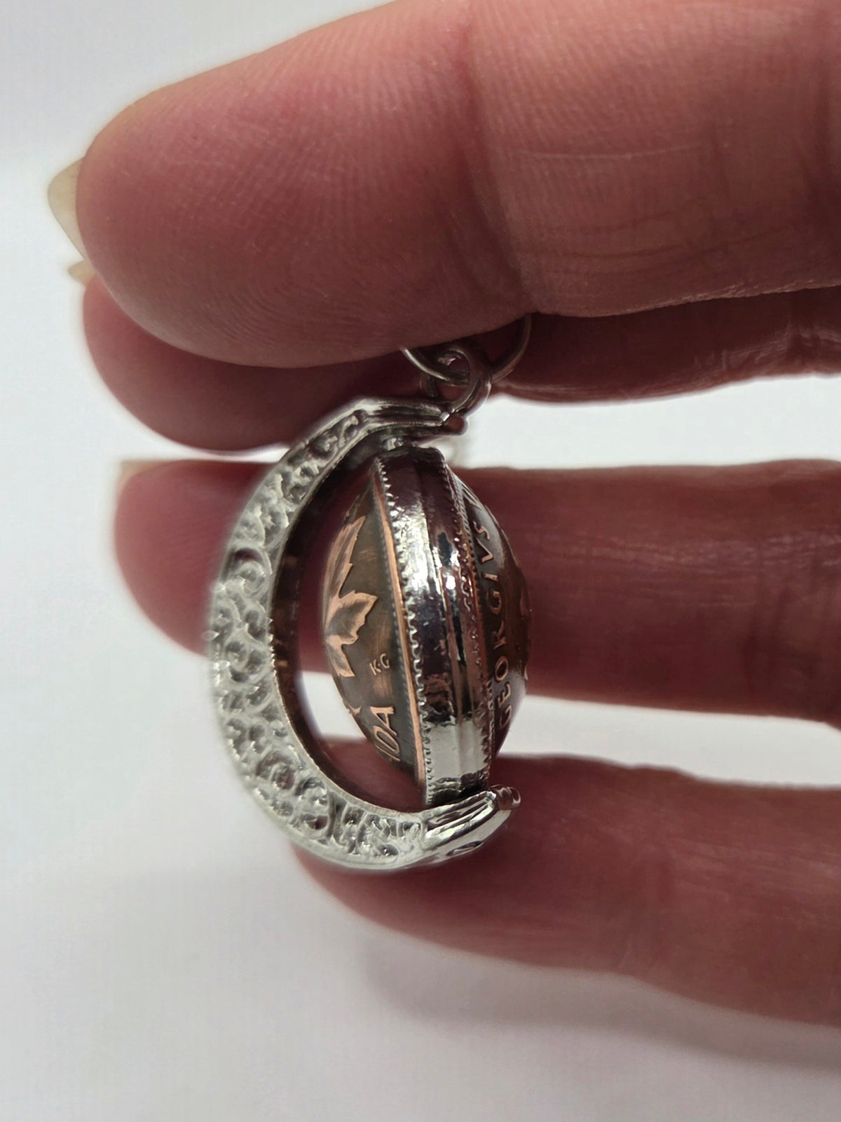 Phase of Time Pendant